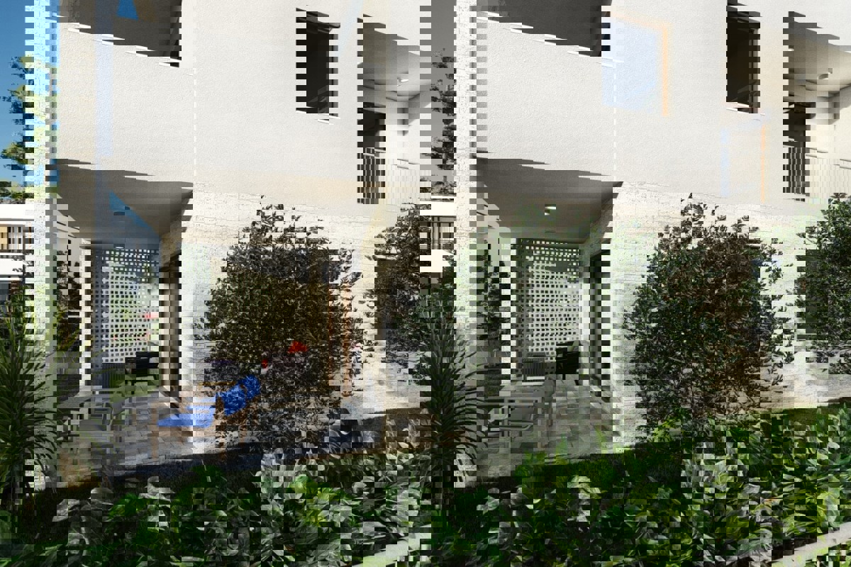 Appartamento in un nuovo edificio a Ciovo con vista mare