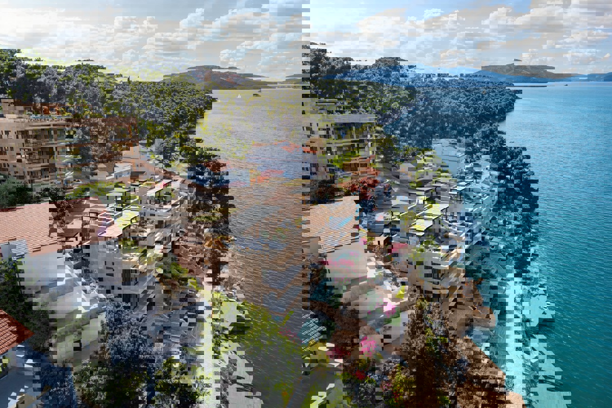 Lussuoso appartamento con tre camere da letto in ottima posizione