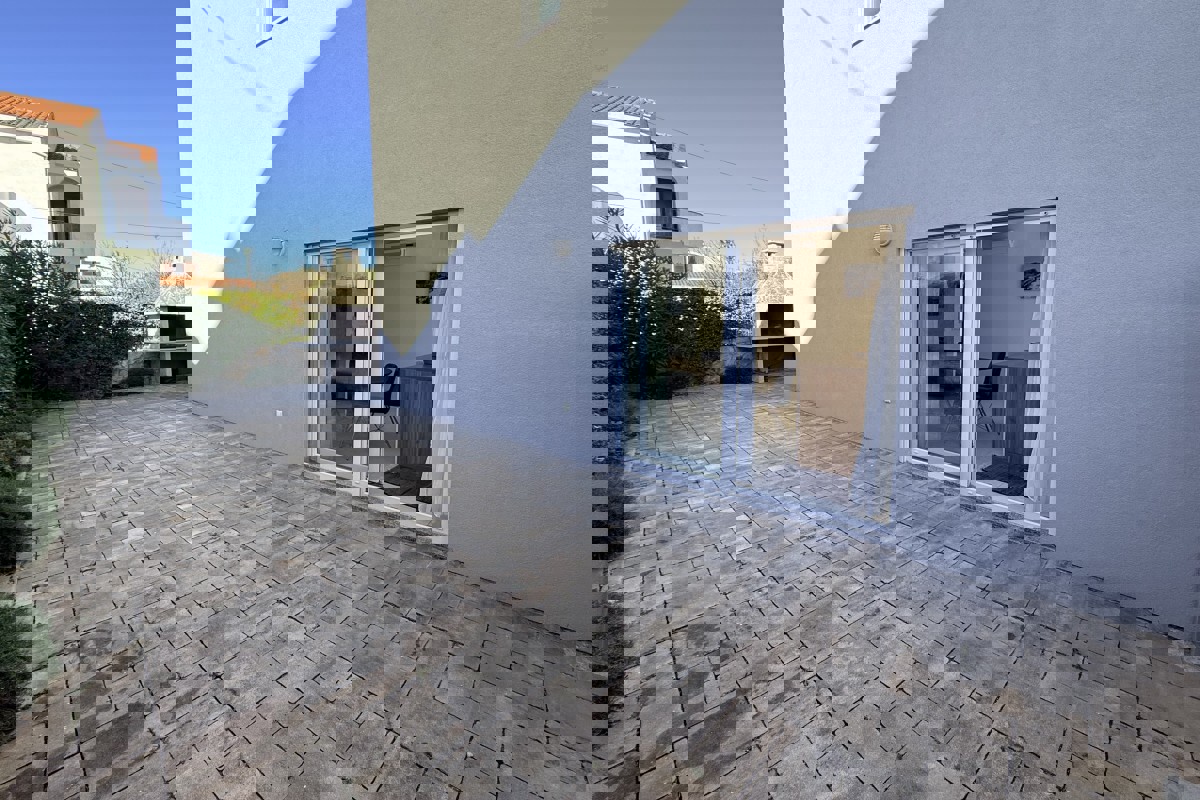 Moderna proprietà in prima fila sul mare