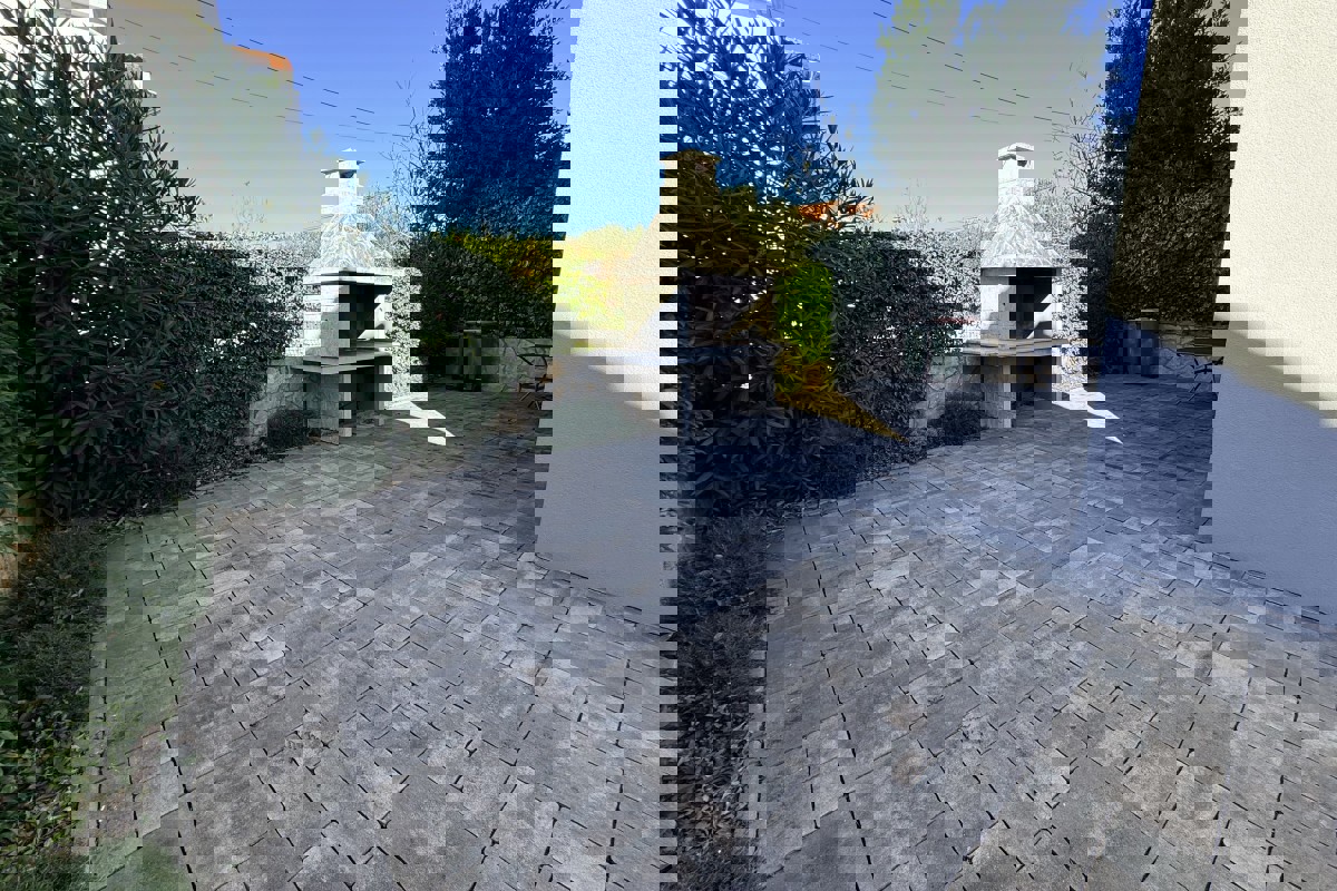 Moderna proprietà in prima fila sul mare