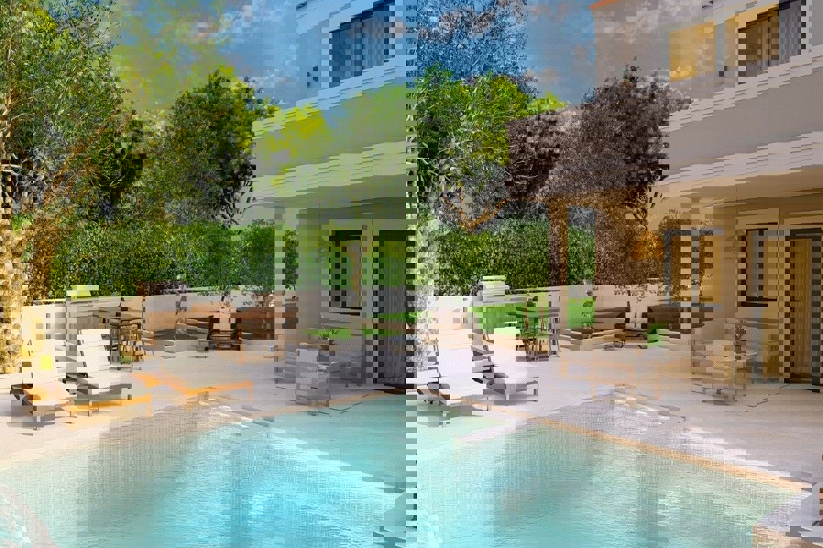 Villa in prima fila al mare