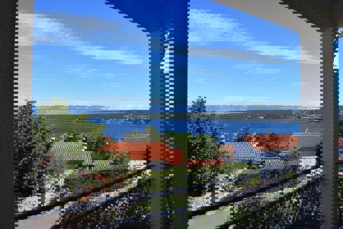 Appartamento duplex con vista mare