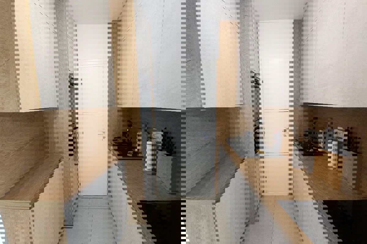 Moderna casa bifamiliare nel centro di Malinska