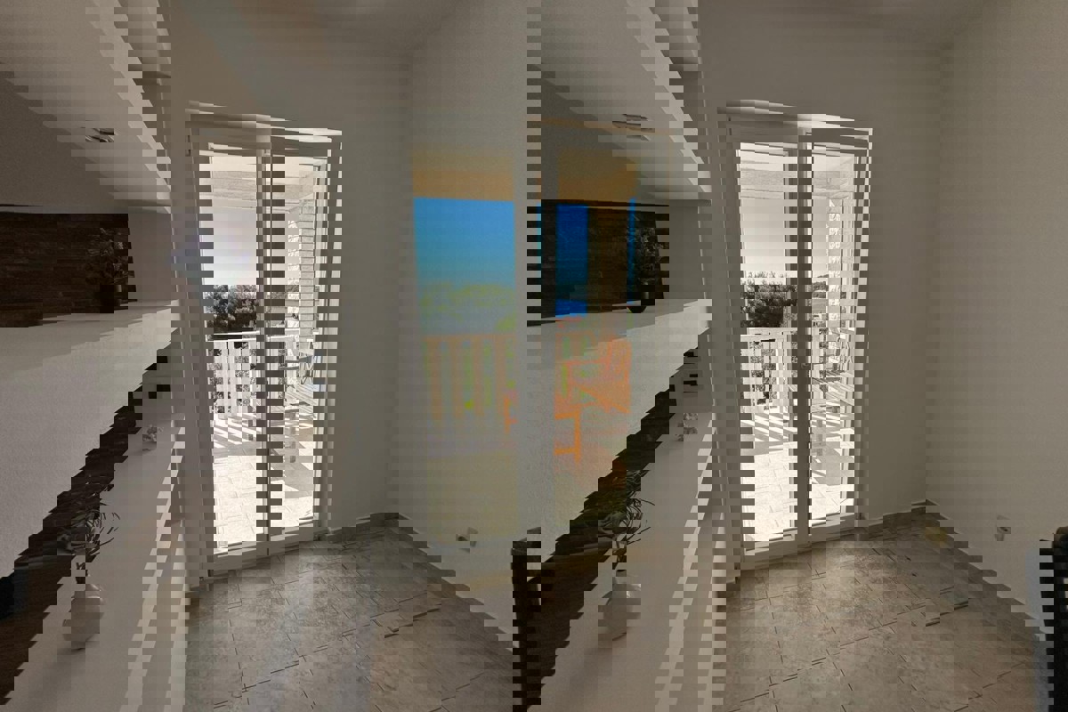 Casa indipendente con vista mare aperta