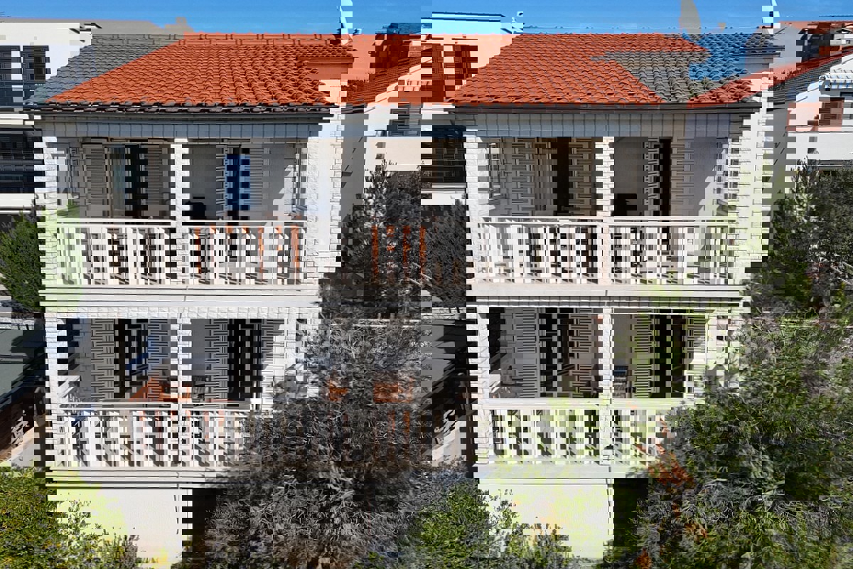 Casa indipendente con vista mare aperta