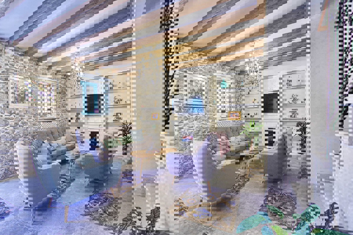 Lussuosa villa in pietra nel cuore del centro storico