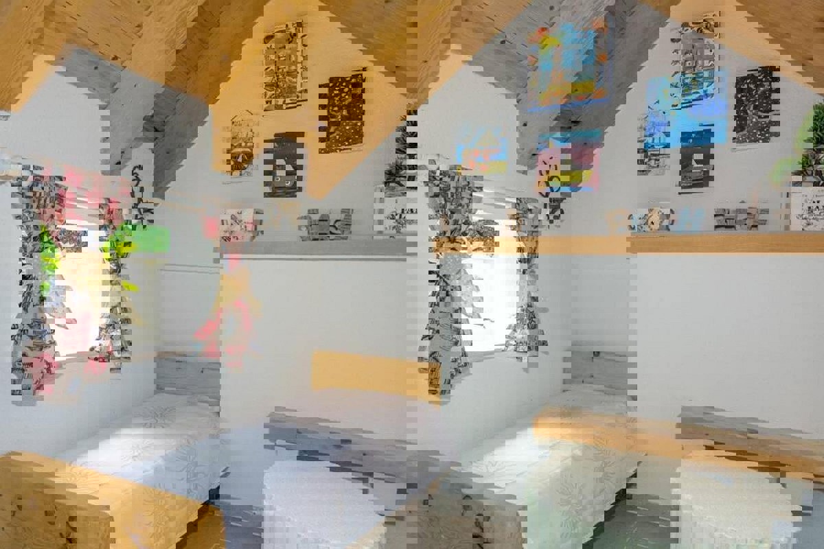 Casa moderna con piscina vicino al mare