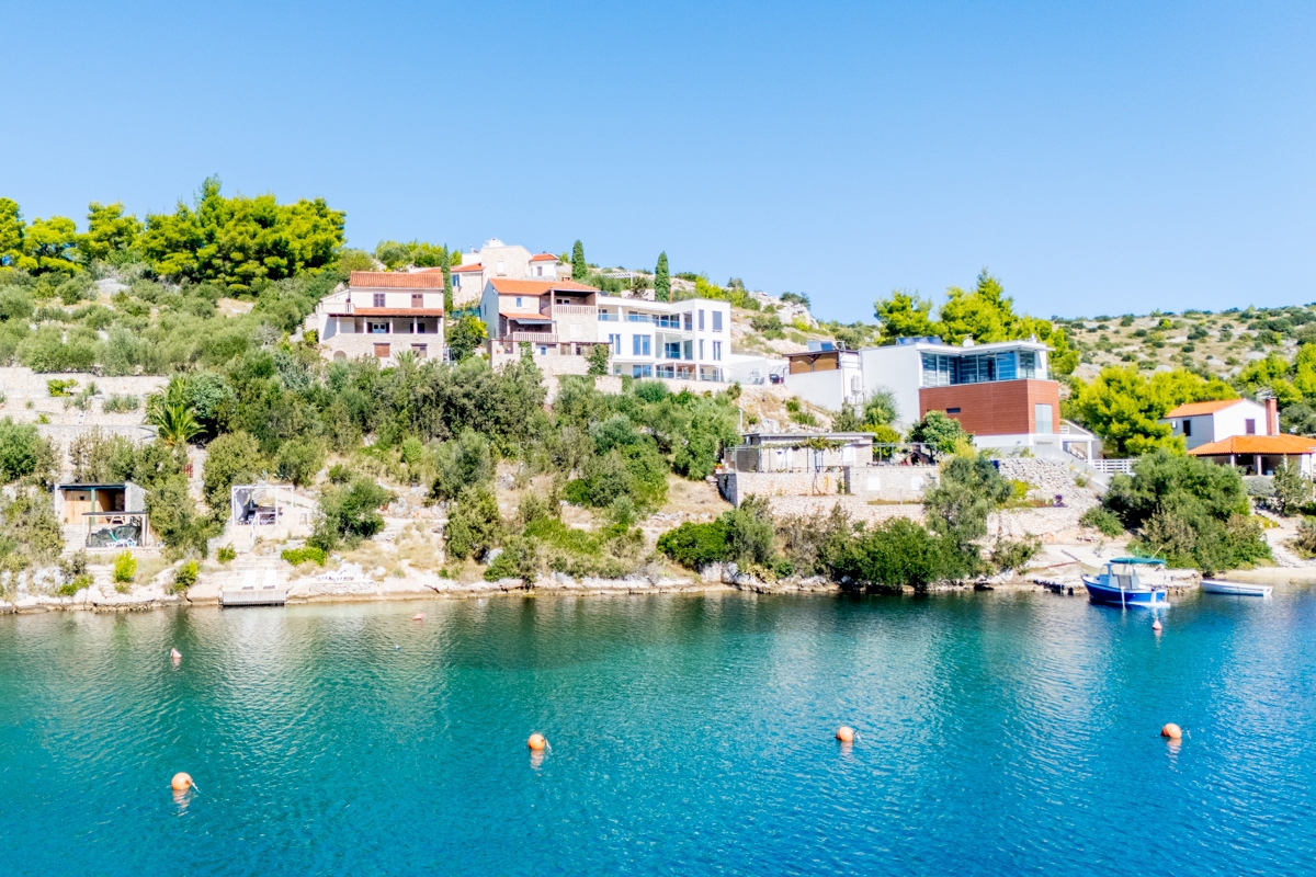 Terreno edificabile in prima fila sul mare