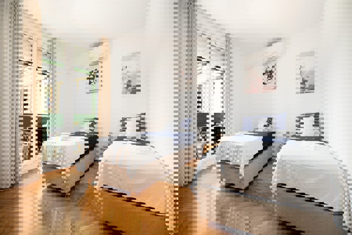 Appartamento arredato con due camere da letto in posizione eccellente