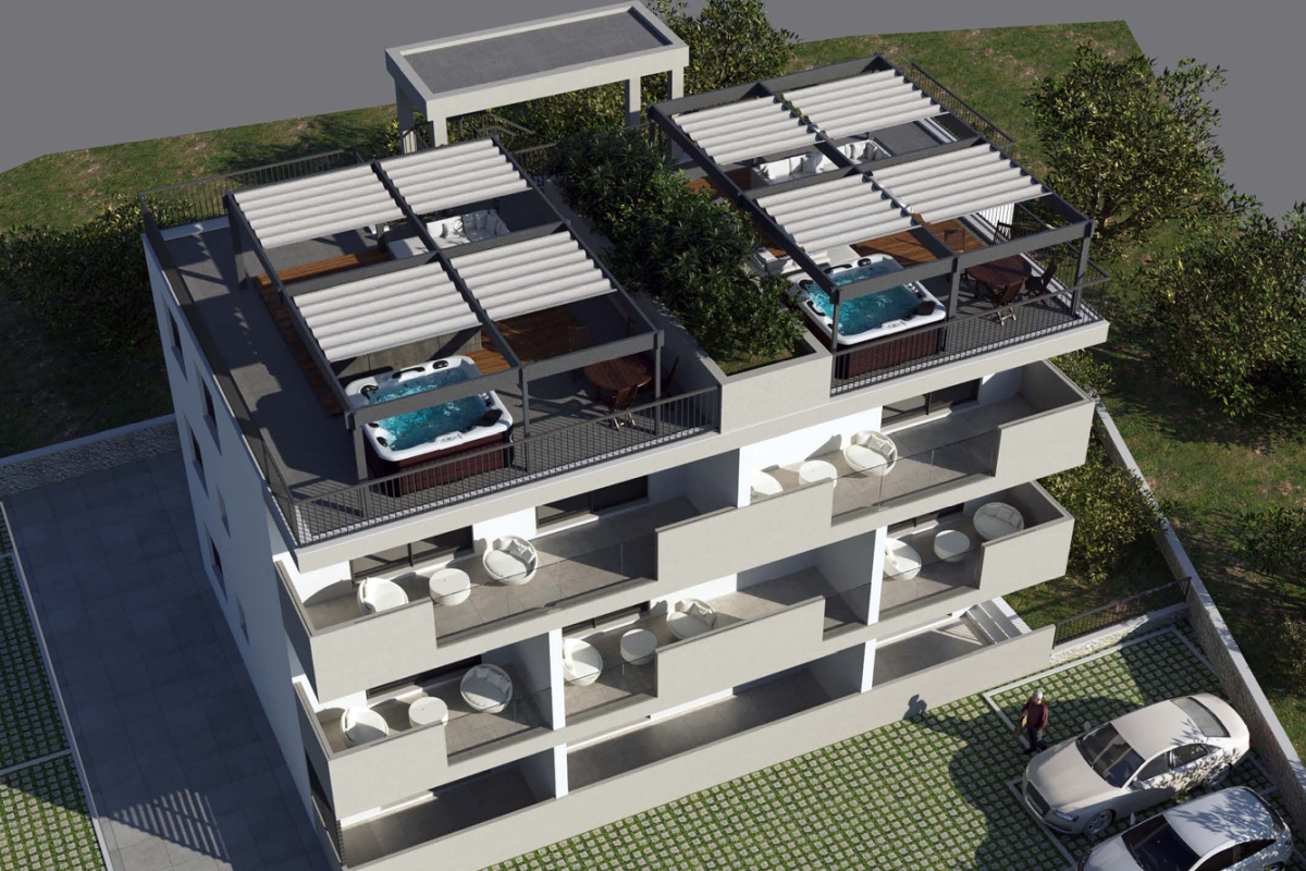 Attico con due camere da letto, terrazza sul tetto e vista mare