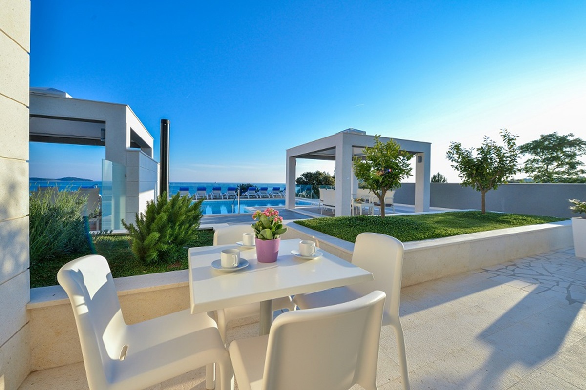 Graziosa villa appartamento con vista mare