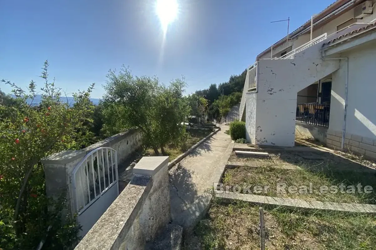 Palazzina con vista sul mare aperto