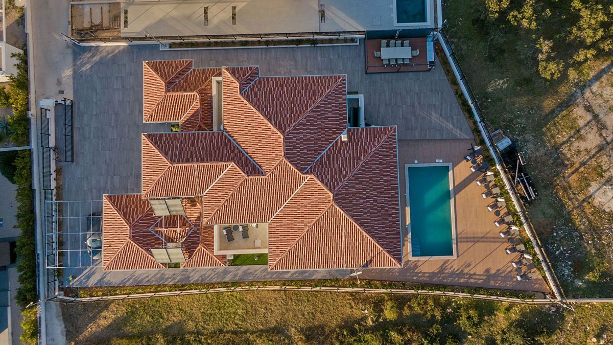 Una villa unica in prima fila sul mare