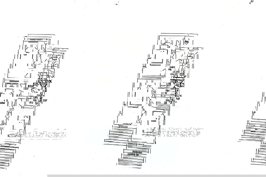 Casa in pietra prima fila al mare