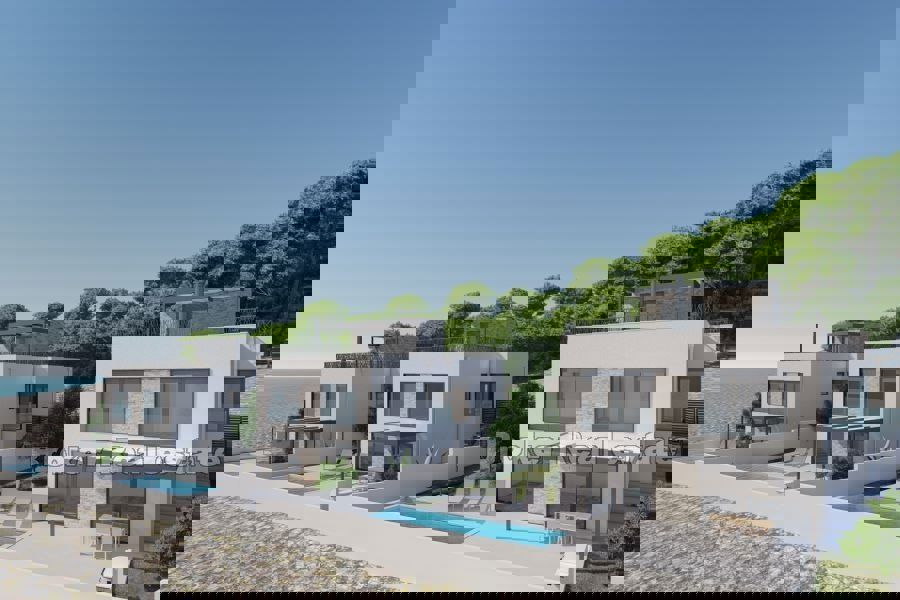 Villa con piscina e vista mare