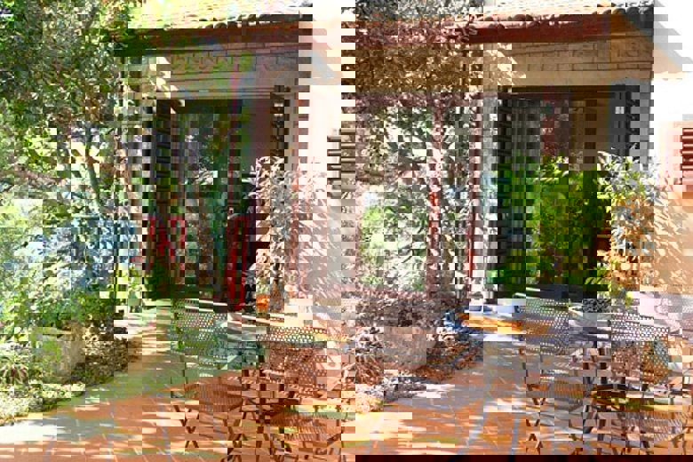 Bella villa moderna, in vendita