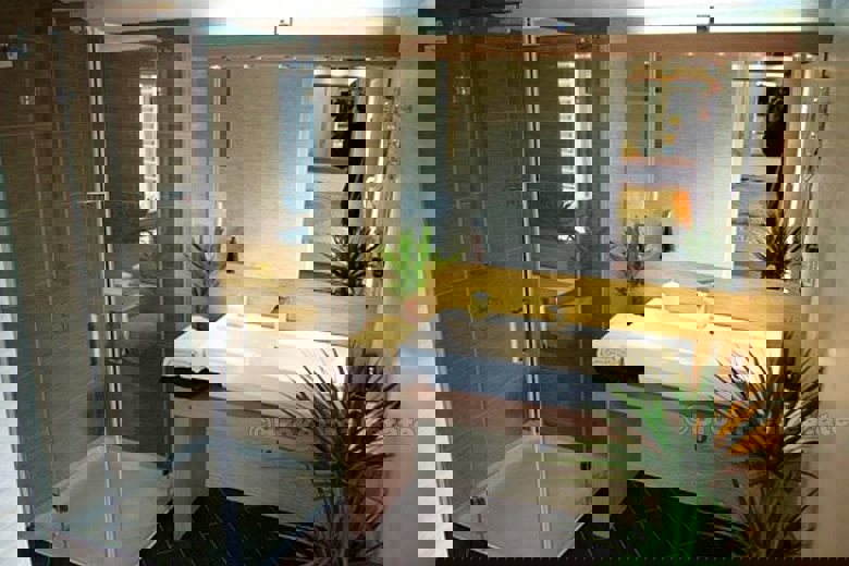 Bella villa moderna, in vendita