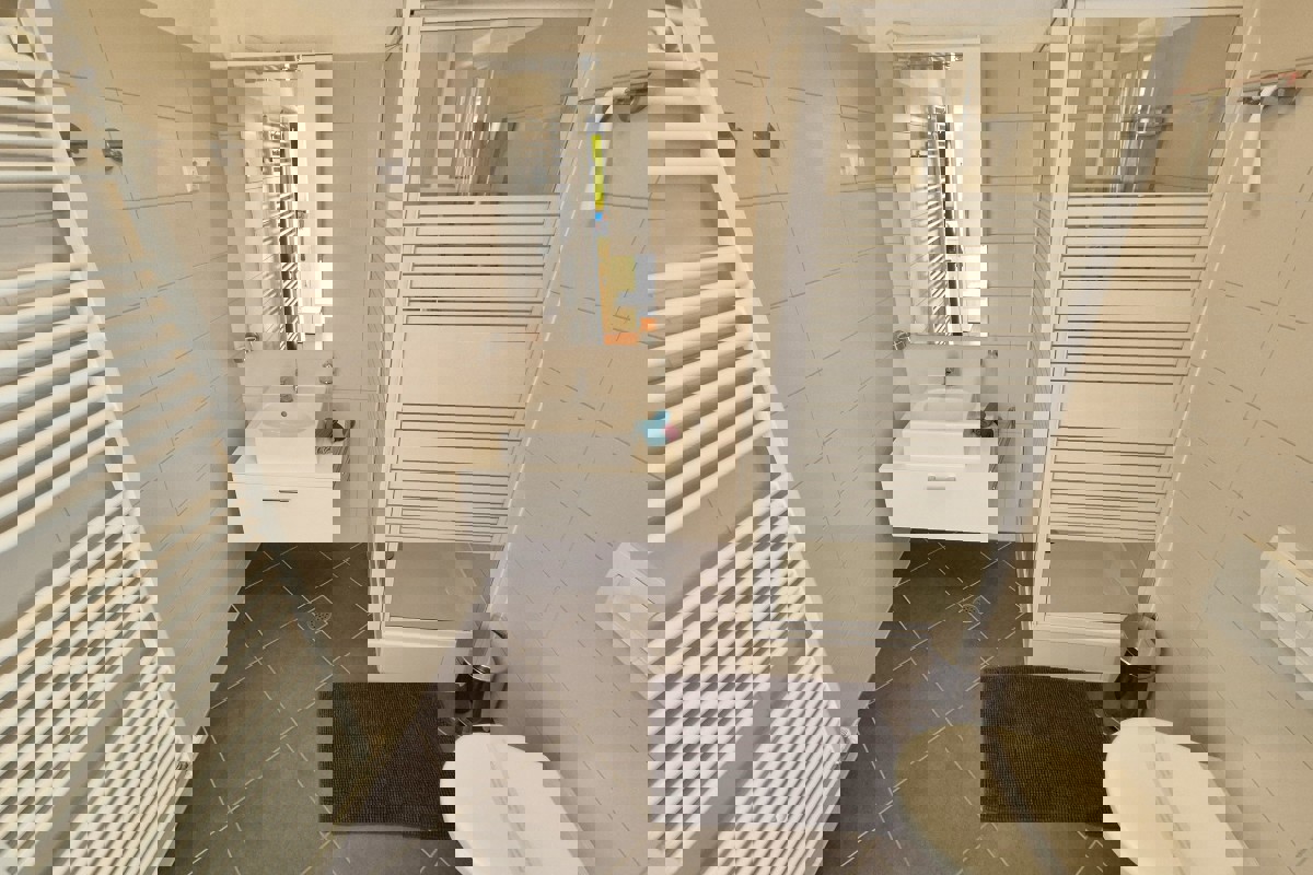 Casa indipendente con vista mare