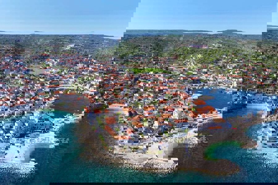 Terreno edificabile con vista mare