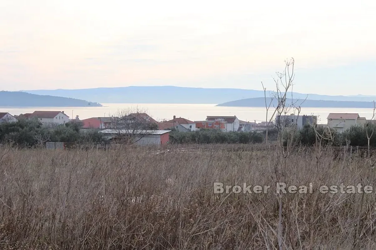 Terreno edificabile con vista mare