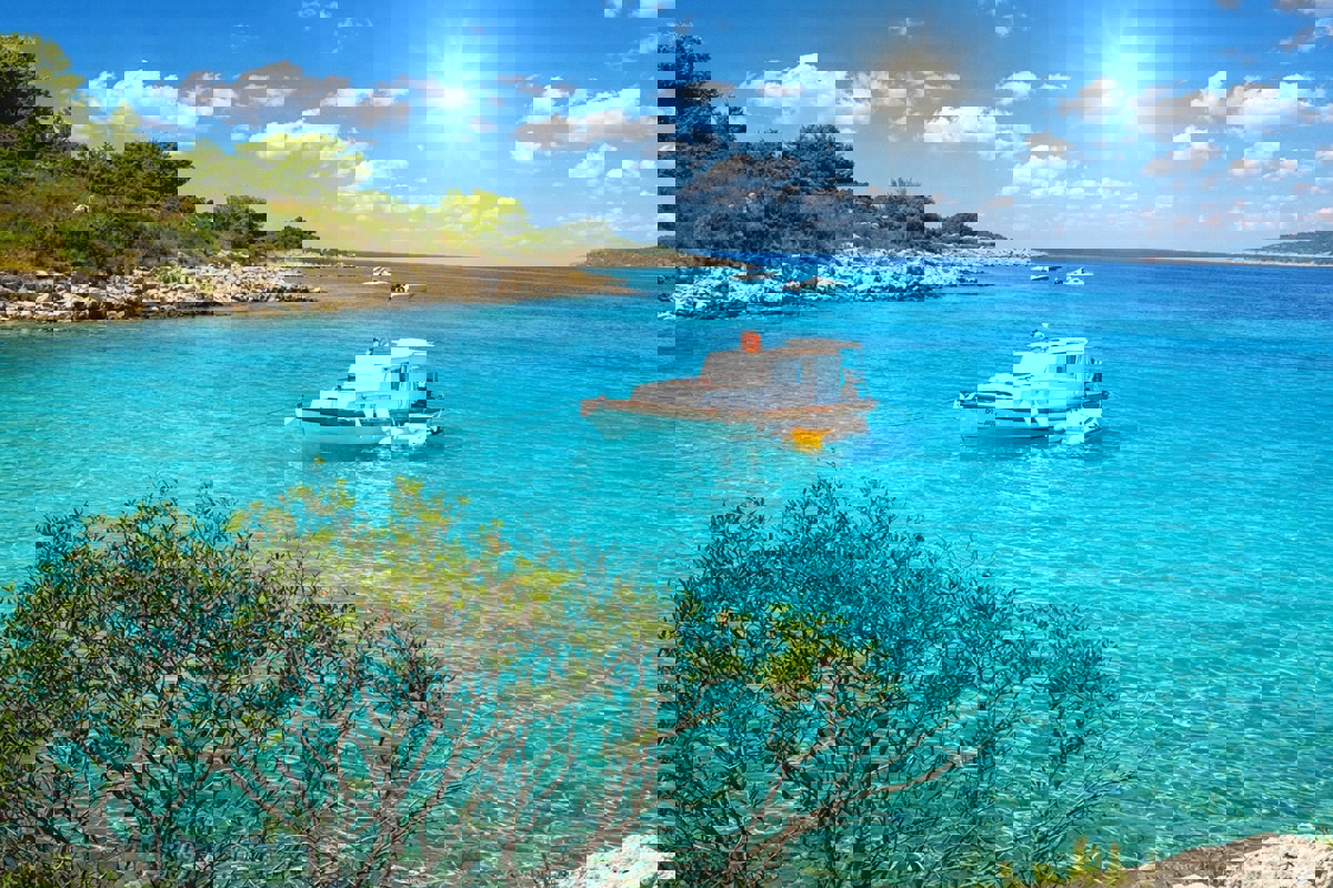 Casa in pietra, in vendita