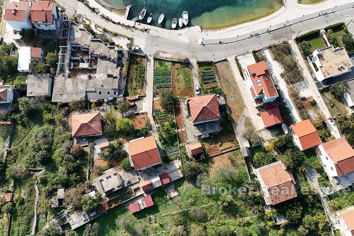 Terreno edificabile con vista mare