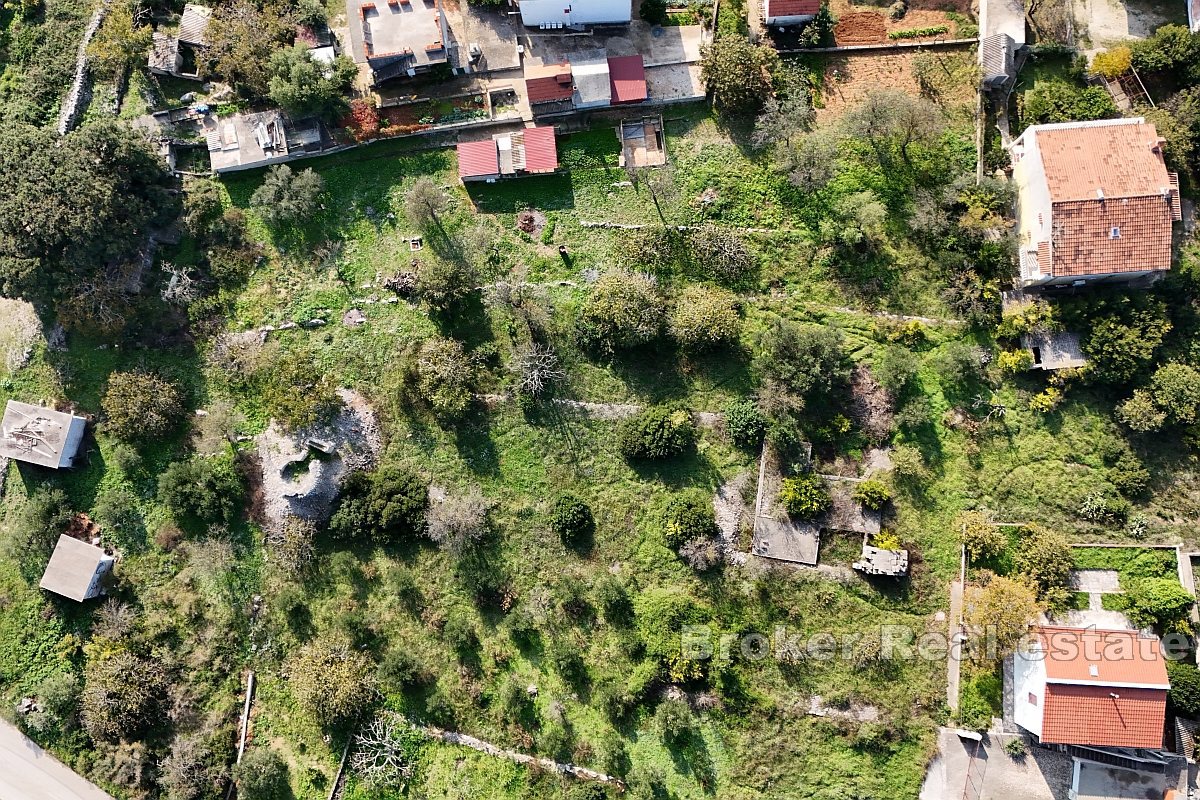 Terreno edificabile con vista mare