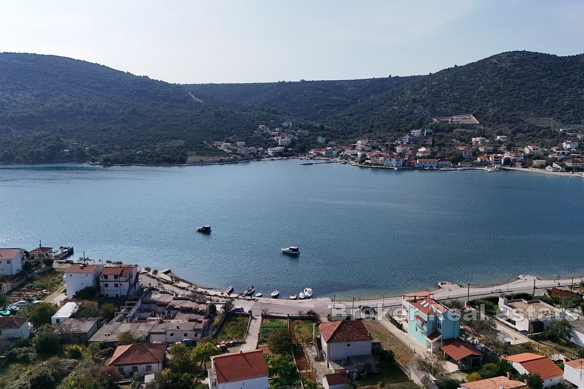 Terreno edificabile con vista mare