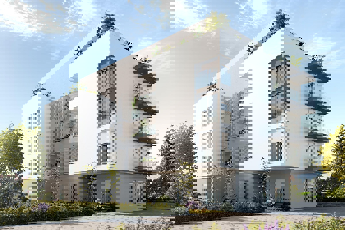 Lussuoso appartamento con quattro camere da letto in un nuovo edificio