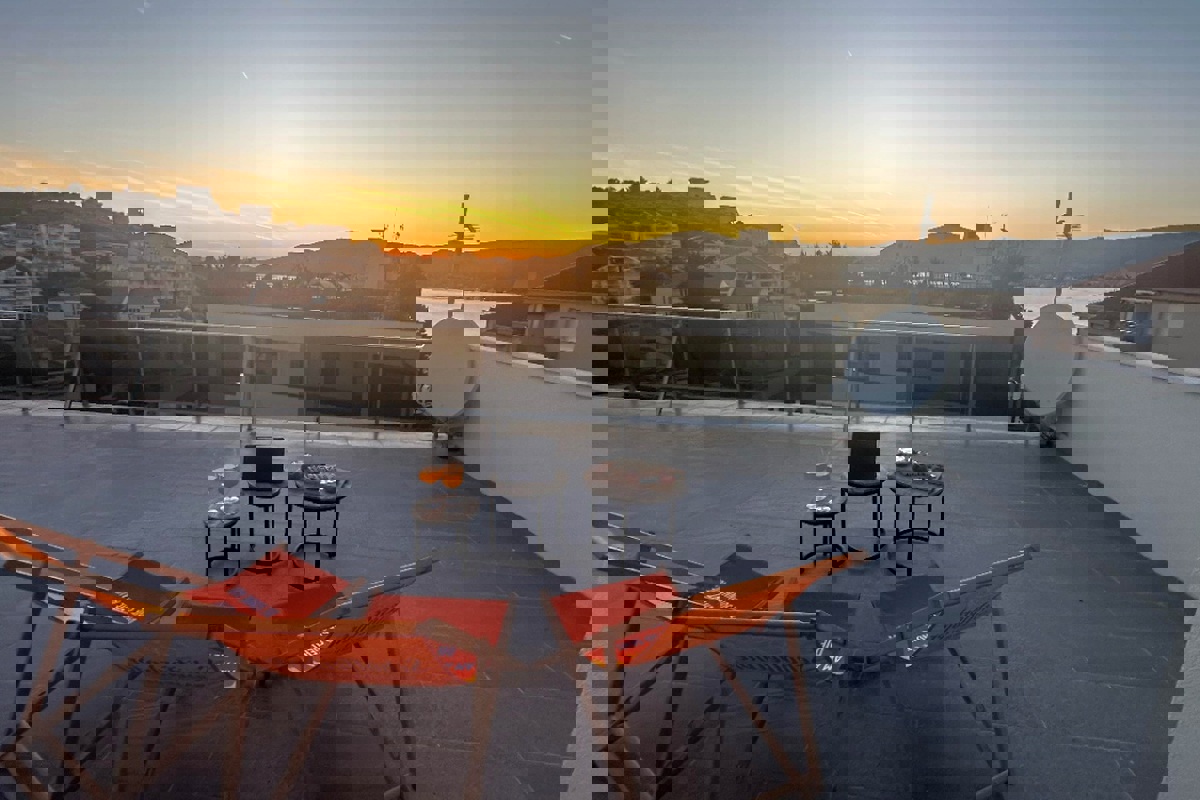 Bellissima casa con piscina e spettacolare vista sul mare