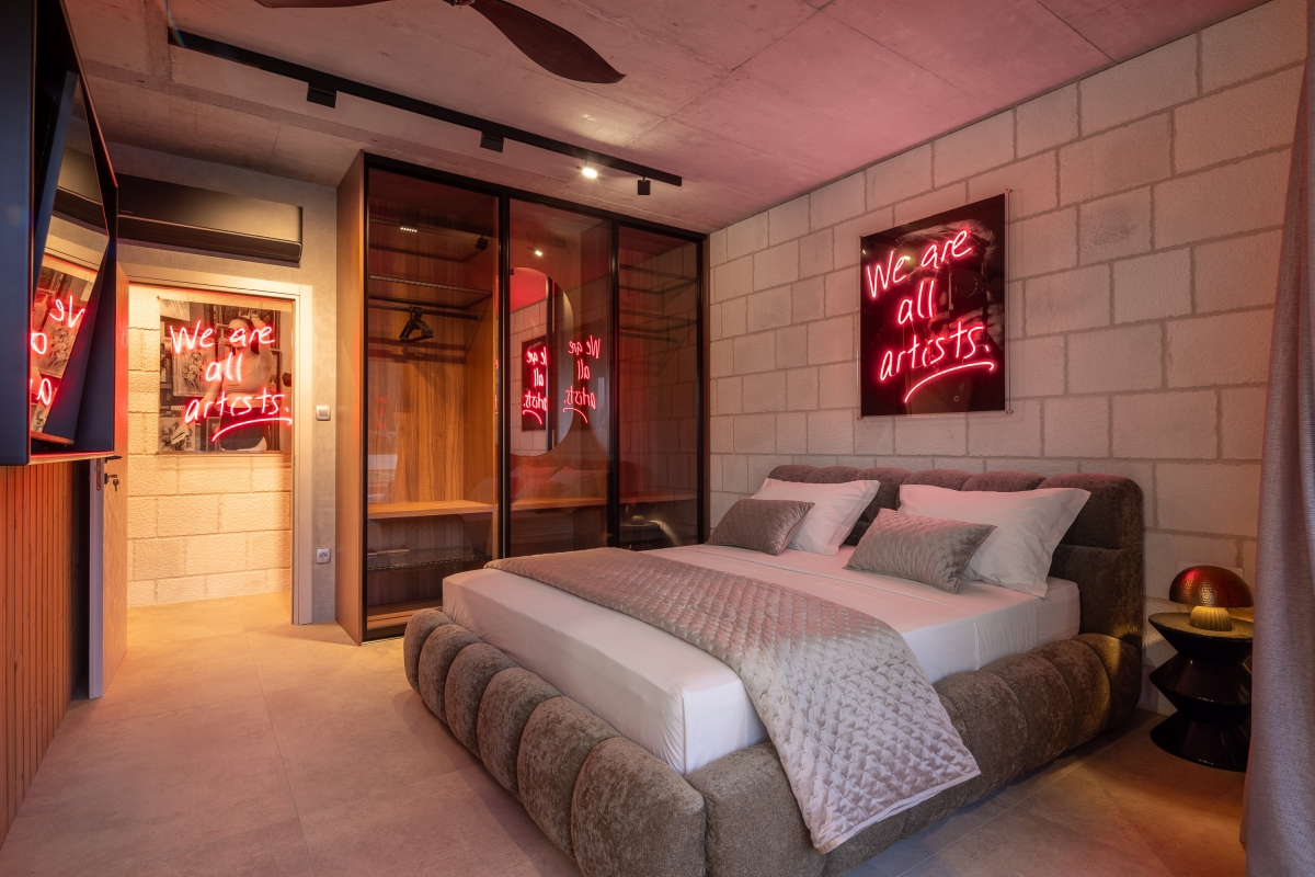 Villa di lusso con piscina e campo da tennis vicino a Spalato