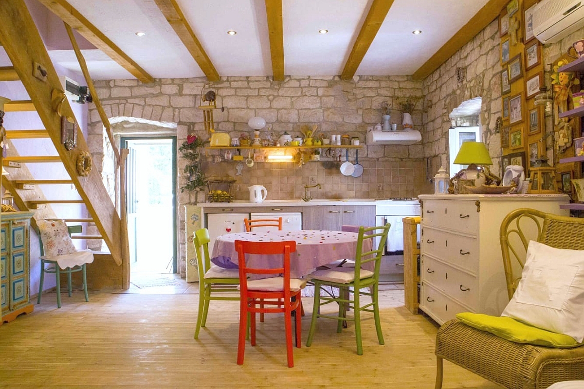 Casa in pietra del XVIII secolo