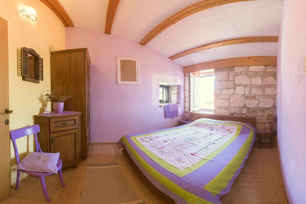 Casa in pietra del XVIII secolo