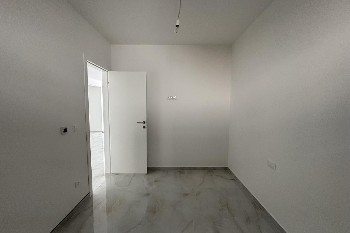 Moderno appartamento con due camere da letto e piscina privata