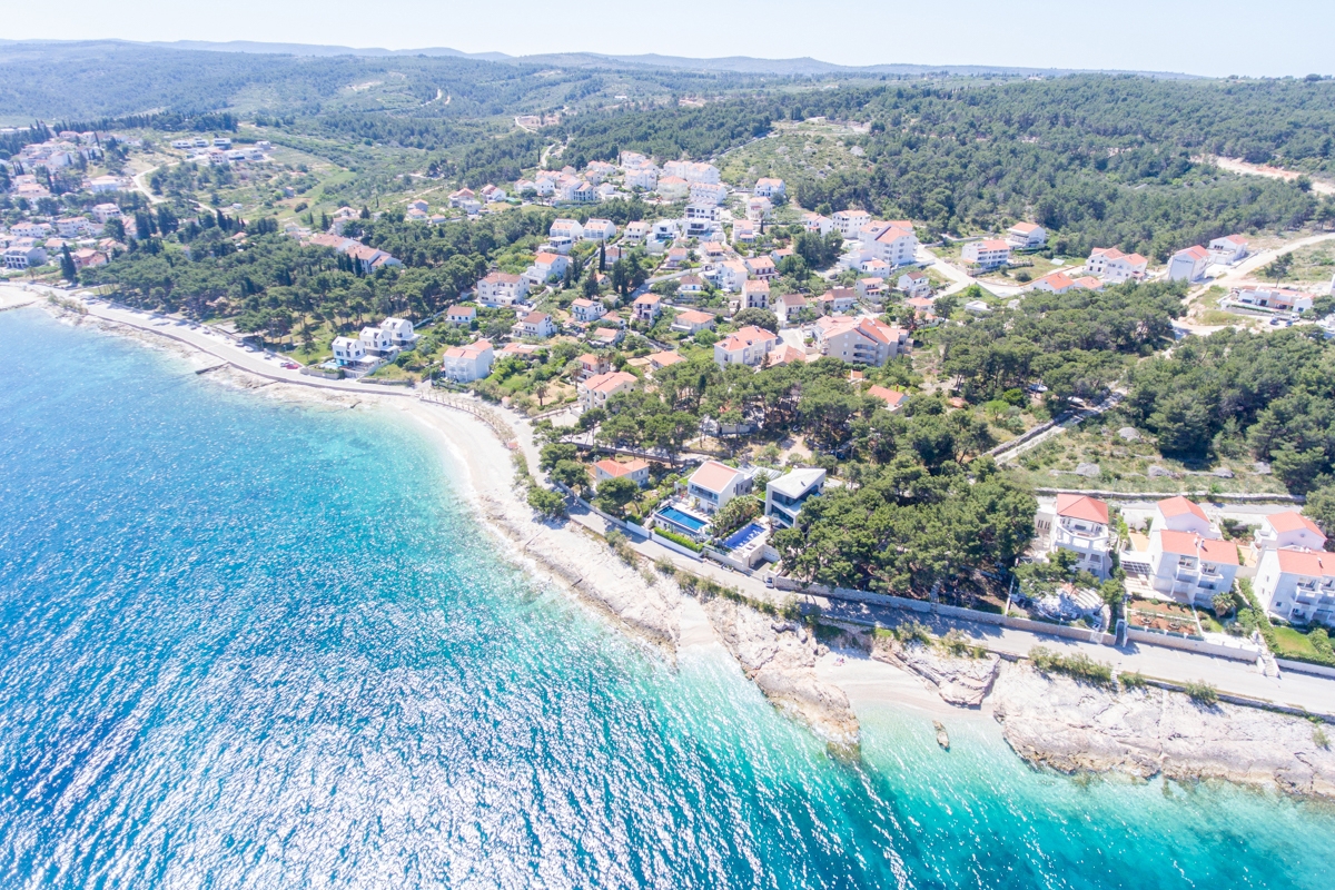 Villa in costruzione con vista mare