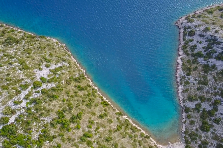 Terreno in riva al mare