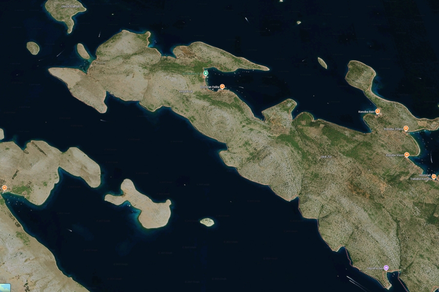 Terreno in riva al mare