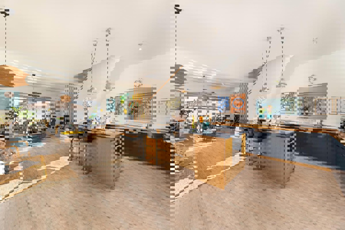 Casa moderna con piscina