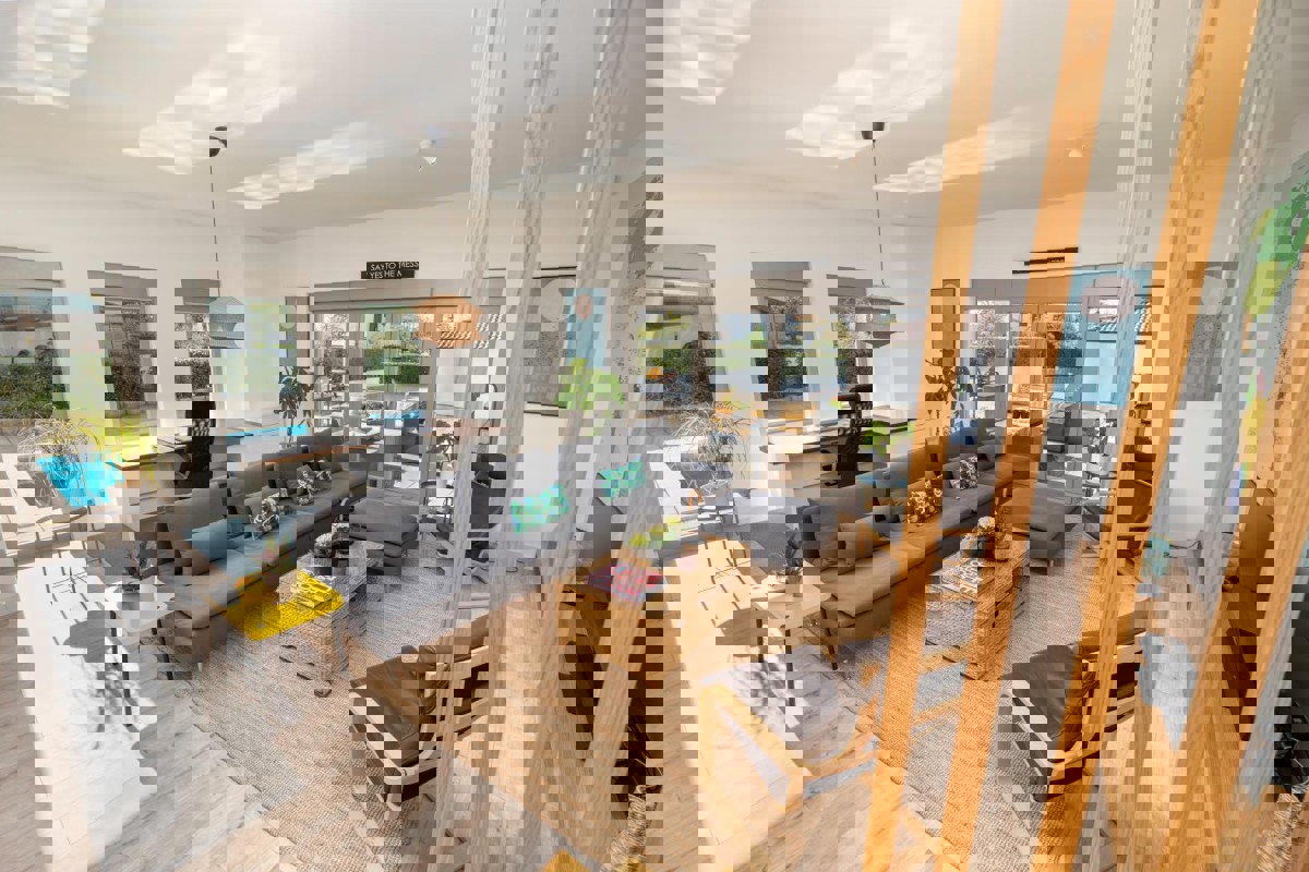 Casa moderna con piscina