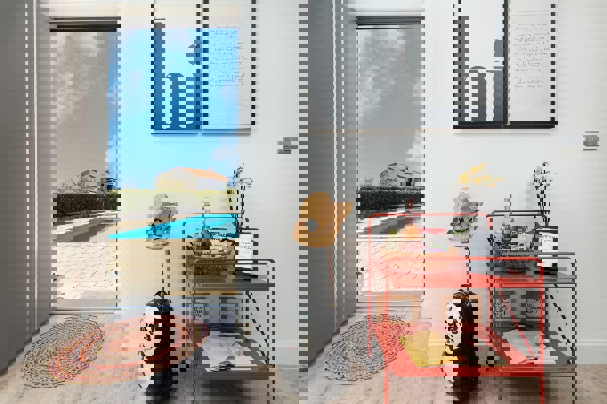 Casa moderna con piscina