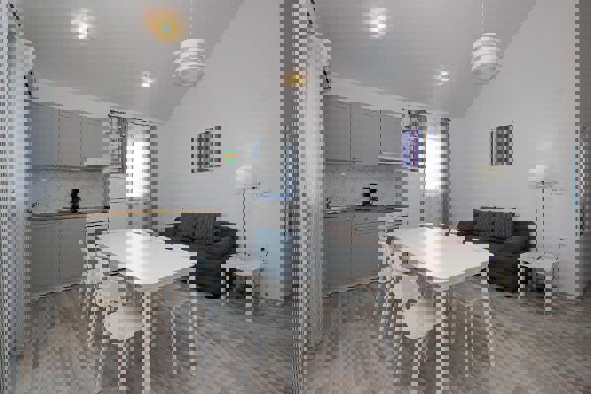 Casa moderna in riva al mare