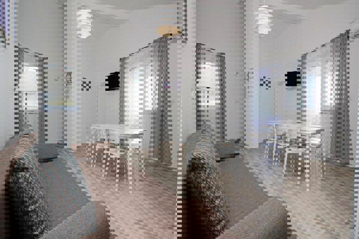 Casa moderna in riva al mare