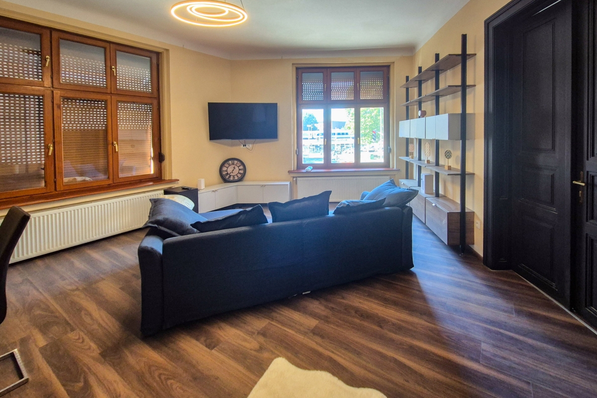 Appartamento con due camere da letto a Donji Grad