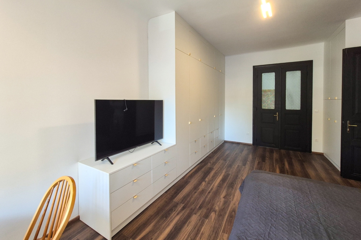 Appartamento con due camere da letto a Donji Grad