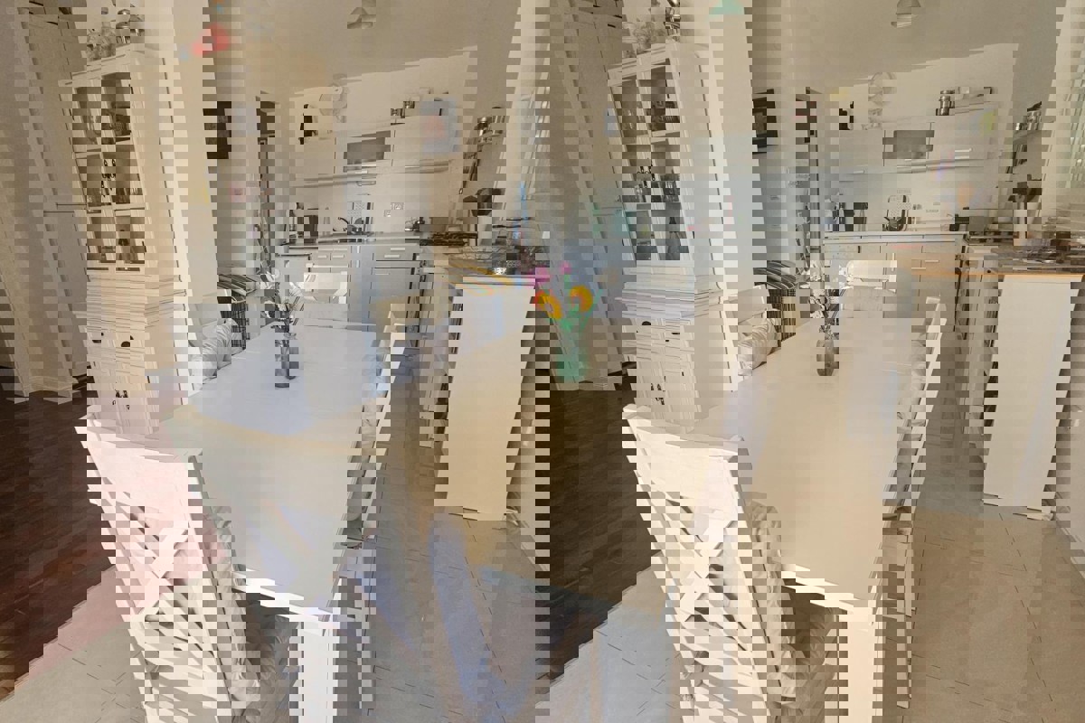 Attico vicino alla spiaggia e al centro