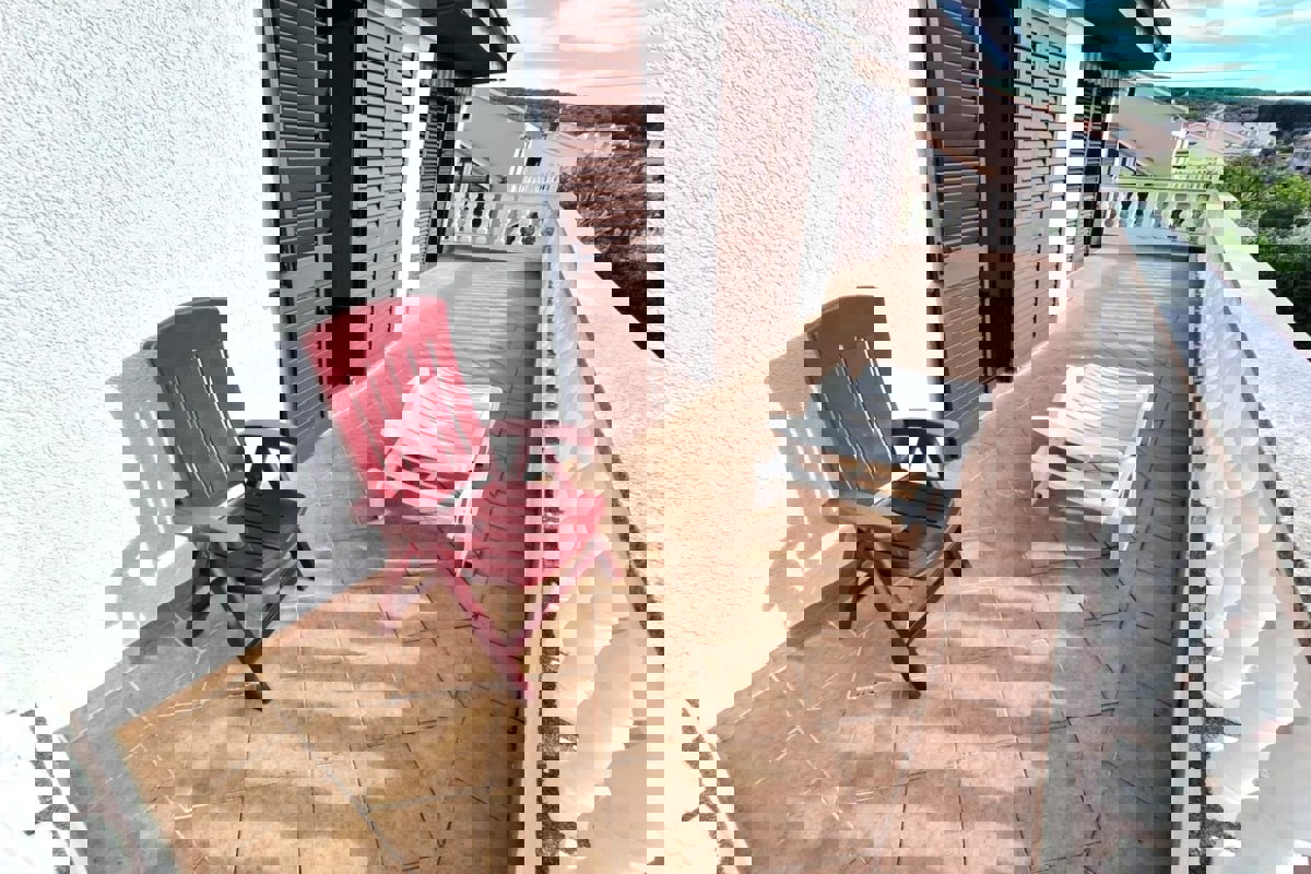 Casa indipendente con piscina vicino al mare