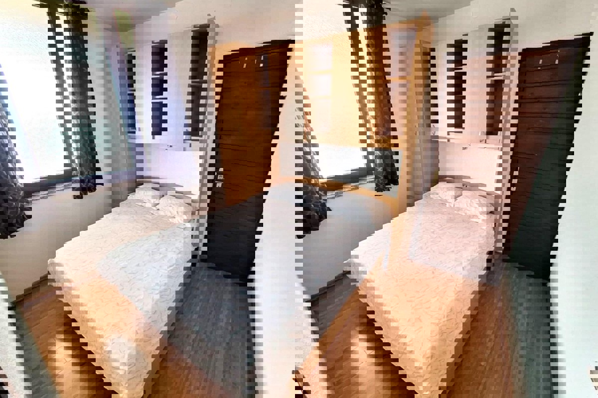 Casa indipendente con piscina vicino al mare