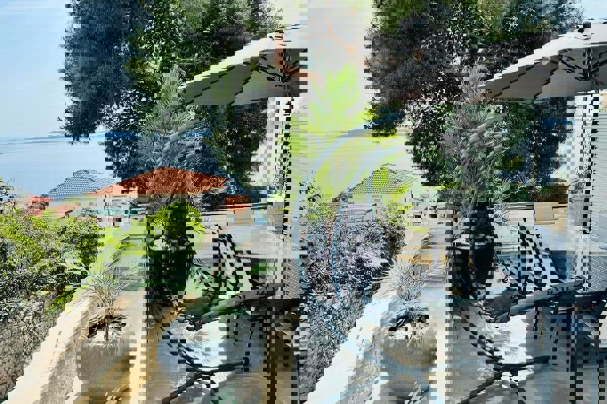 Villa con vista mare aperta