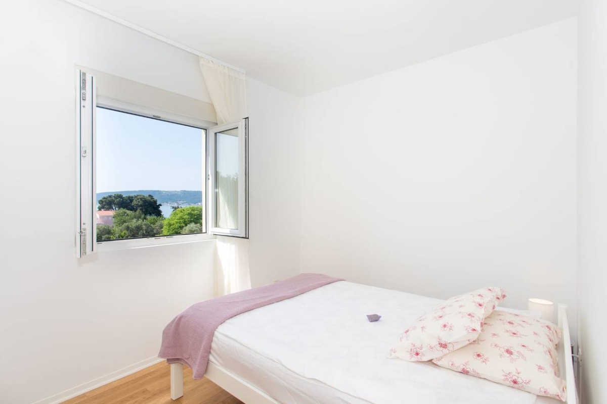 Appartamento con due camere da letto vista mare