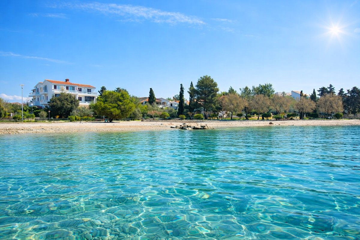 Palazzina in prima fila al mare